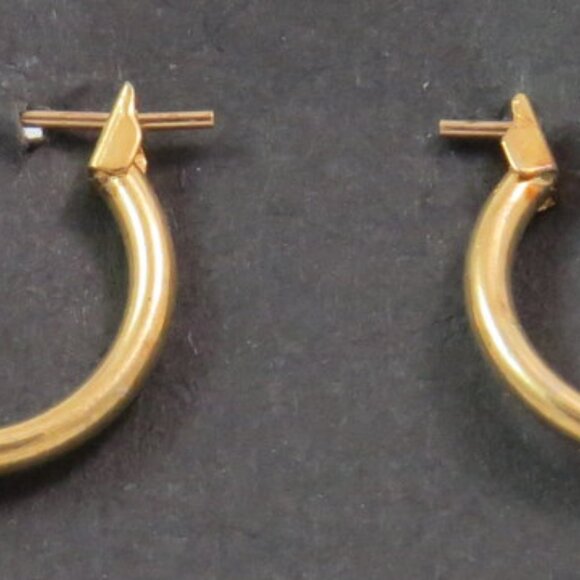 6 Pair Gold and Silver Tone Hoop Earrings - Picture 4 of 7